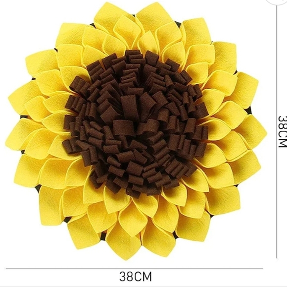 Sniffing Pet Mat - Picture 1 of 5